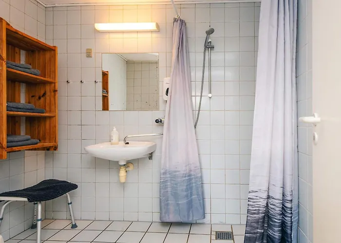 4 Person In Højer